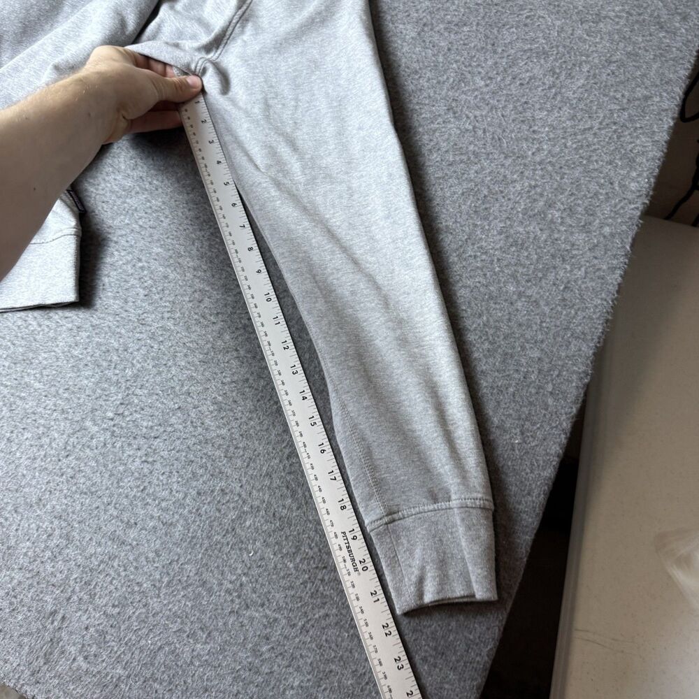 Patagonia Pastel P-6 Label Ahnya Crew Sweatshirt Gray sz XL Organic EUC Gray - Picture 5 of 9